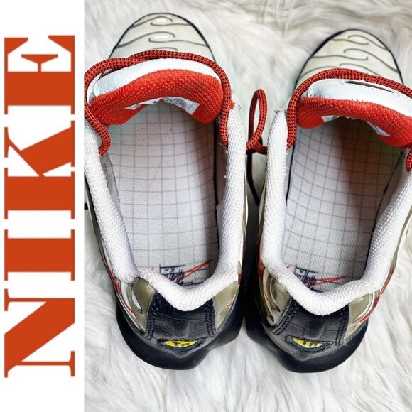 NIKE Air Max Plus TN Script Swoosh Platnium Sneakers, Size 5 (Youth) - Picture 7 of 9